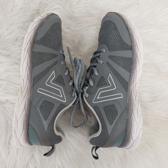 Vionic Brisk Miles Women's Supportive Stability Shoe Grey Size 8 Medium Comfort. - Picture 6 of 12